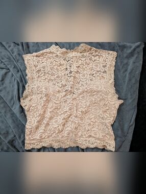 Bebe Crop top Size Xs Perfect Condition Never Worn